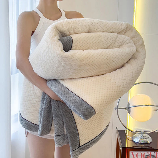 Spring Autumn Warm Double Layer Fleece Blanket Soft Skin Friendly Throw Blanket for Bedroom or Double Bed