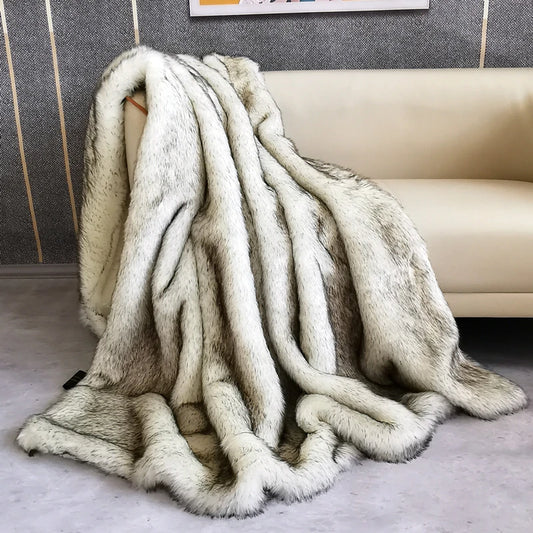Luxury Imitation Fox Fur Blanket High End Soft Fluffy Faux Fur Throw Blanket for Sofa or Bed Warm Thick Plush Winter Blanket